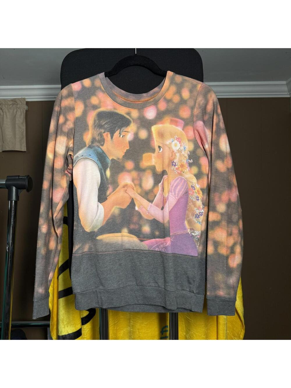 Women's Rapunzel Disney Tangled Graphic Sweatshirt